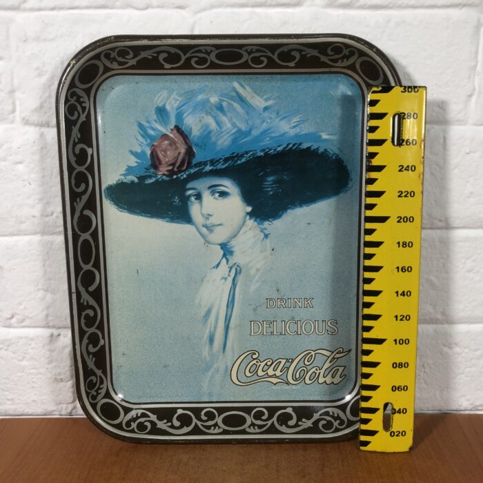 Vintage Coca Cola Trays - Image 10