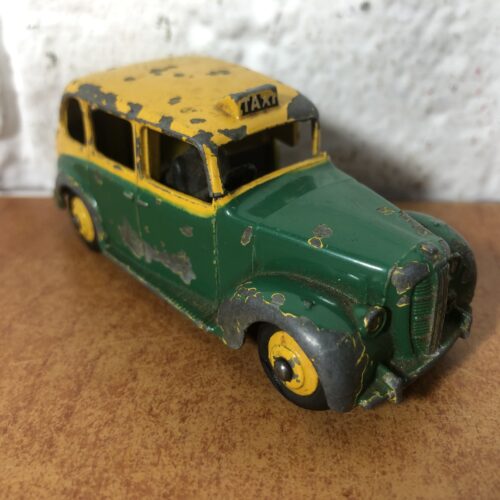 Dinky Toys ~ Austin Taxi (Made in England)