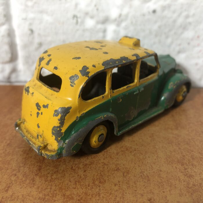Dinky Toys ~ Austin Taxi (Made in England) - Image 5
