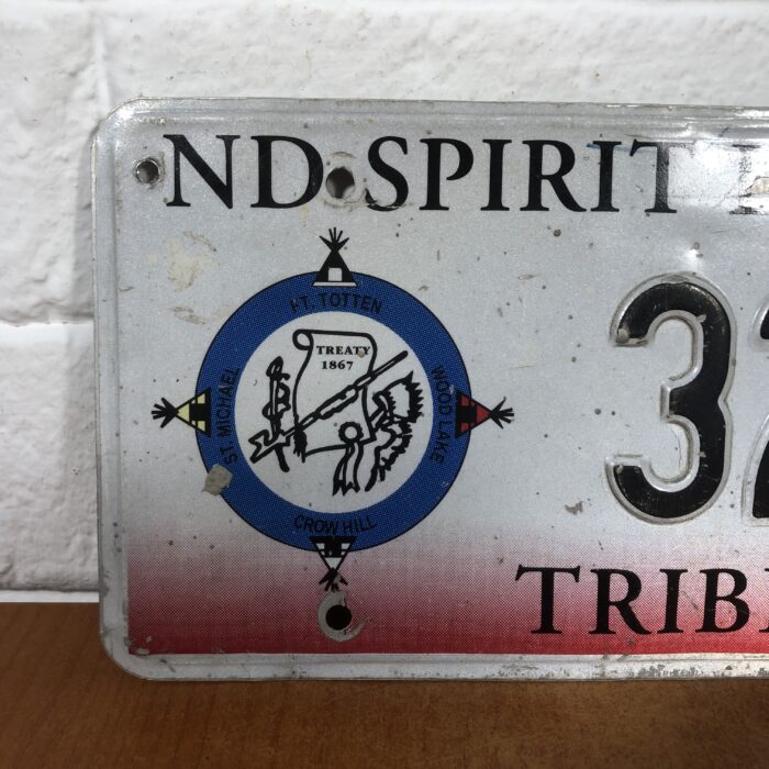 Vintage North Dakota USA Number Plate - Image 2