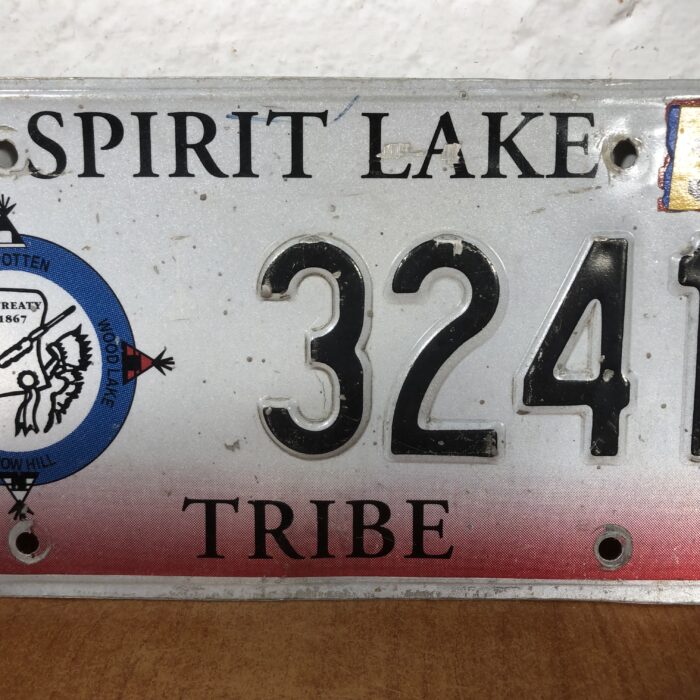 Vintage North Dakota USA Number Plate - Image 3