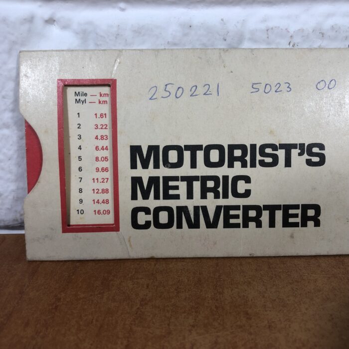 Vintage AA Motorist's Metric Converter - Image 7