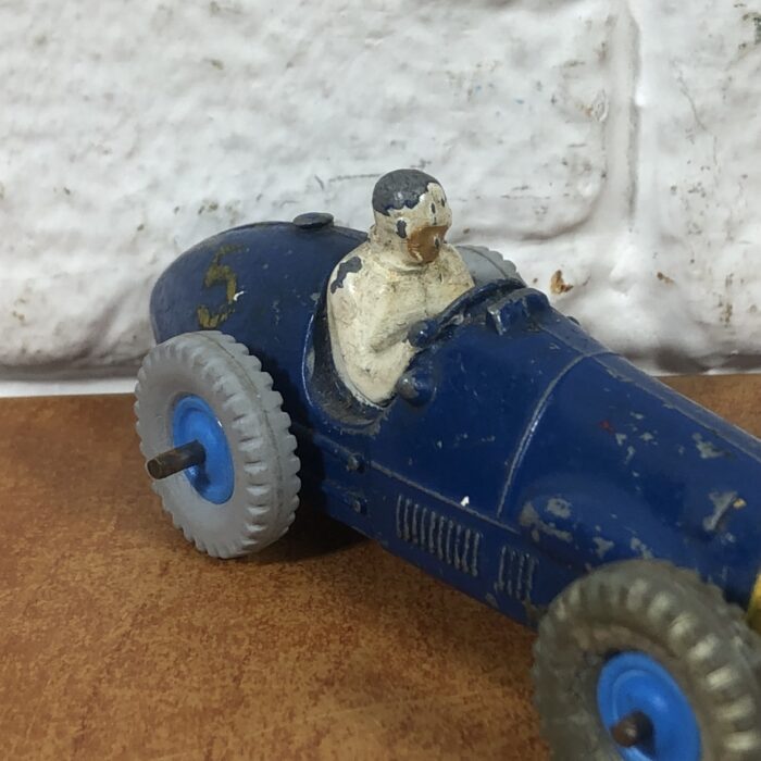 Dinky Toys ~ Ferrari (Made in England) - Image 2
