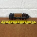 Corgi Toys Guinness Beer Foden Flatbed with Barrels & Chains (1:50) - Image 8