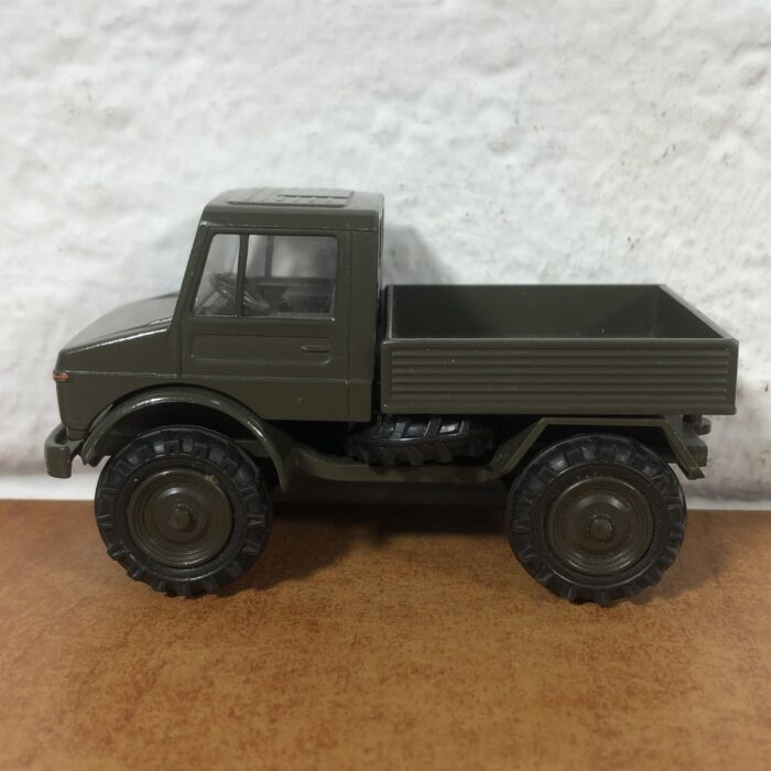 Mercedes-Benz Unimog U1500 Military Truck (1:50) ~ Made in Germany - Image 4