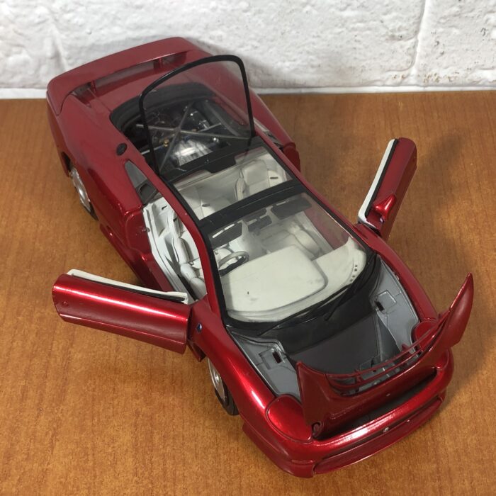 Jaguar XJ220 (1:18) - Image 2