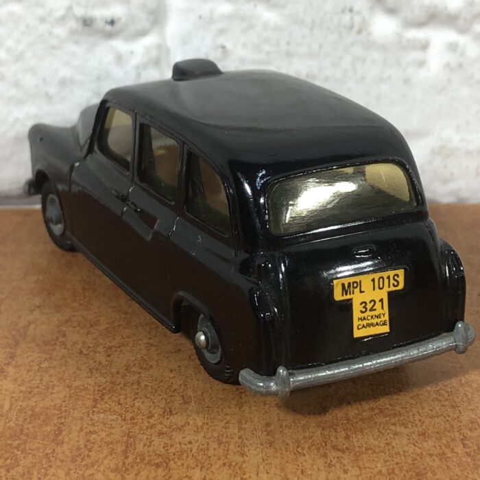 Budgie Models ~ London Taxi Car (Made in England) - Image 4