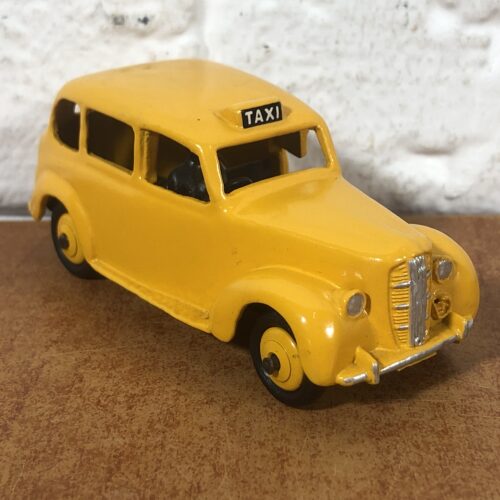 Dinky Toys ~ Austin Taxi (Made in England)