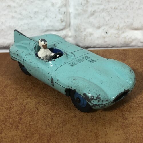 Dinky Toys ~ Jaguar Type D (Made in England)