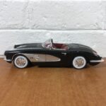 1958 Corvette (1:18) - Image 4