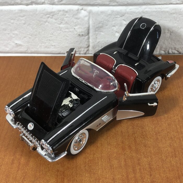 1958 Corvette (1:18) - Image 2