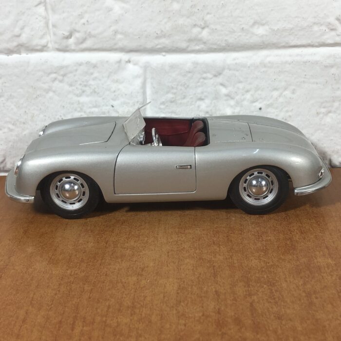 1948 Porsche No.1 356 Roadster (1:18) - Image 5
