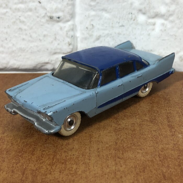 Dinky Toys ~ Plymouth Plaza (Made in England) - Image 2