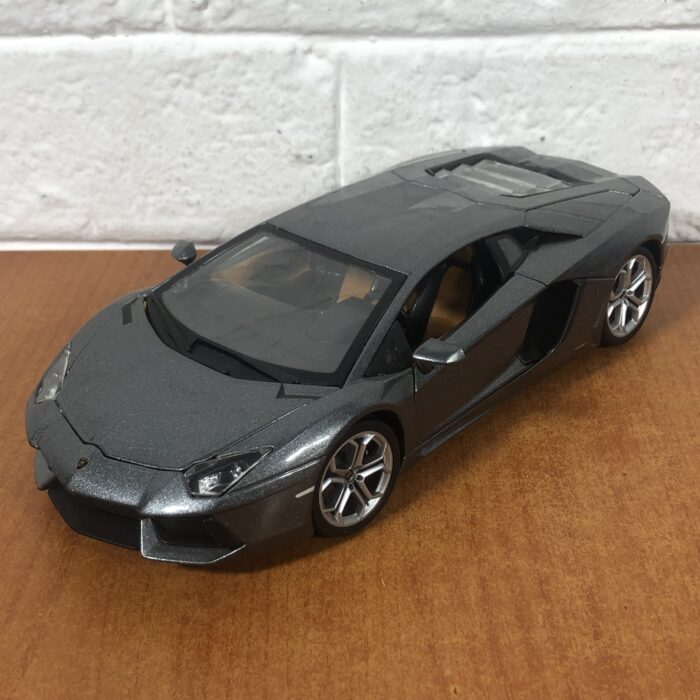 Lamborghini Aventador LP700-4 (1:18) - Image 3