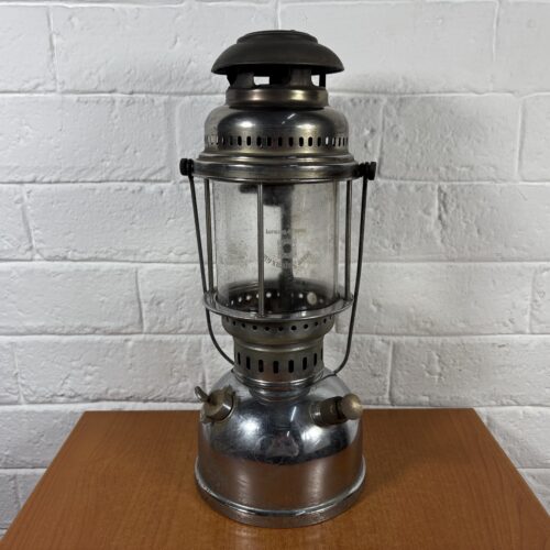 Vintage Hipolito Lamp