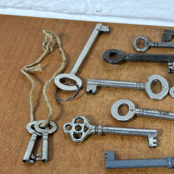 Vintage Key Collection - Image 2