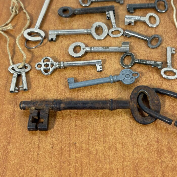 Vintage Key Collection - Image 6