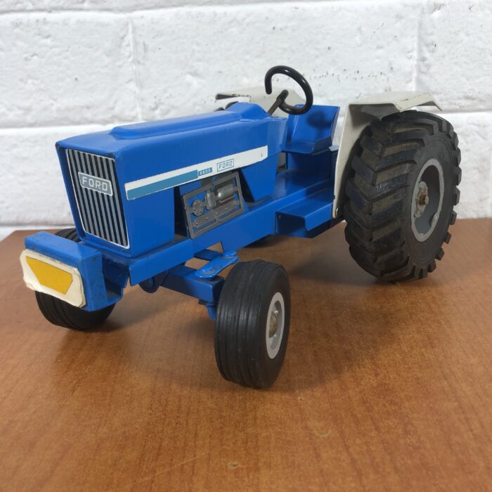 Vintage Metal Ford 6600 Tractor & Trailer Model - Image 5