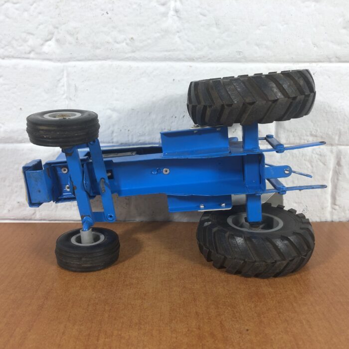 Vintage Metal Ford 6600 Tractor & Trailer Model - Image 6