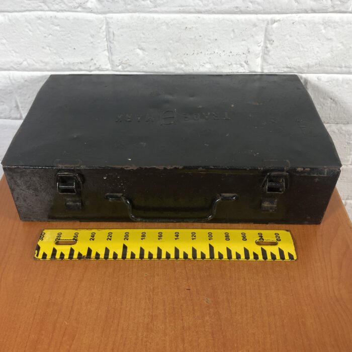 Vintage Metal Toolbox - Image 8