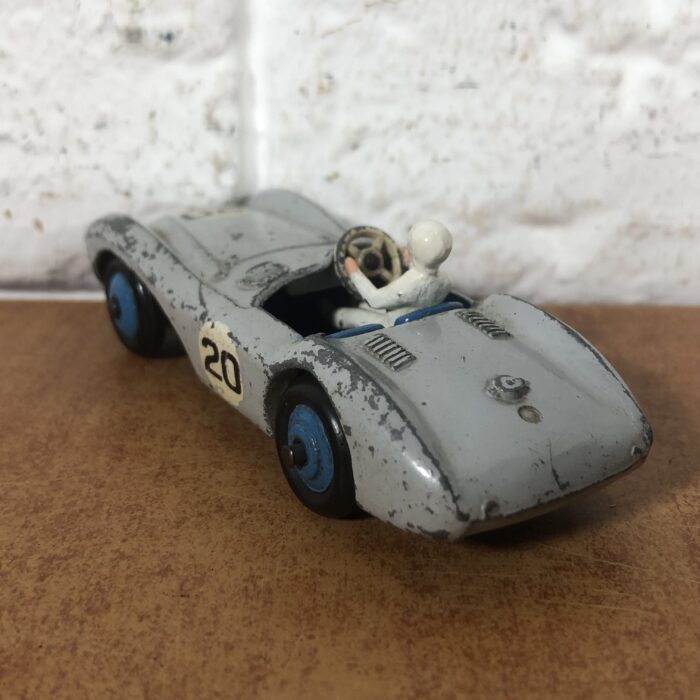 Dinky Toys Aston Martin (Made in England) - Image 4