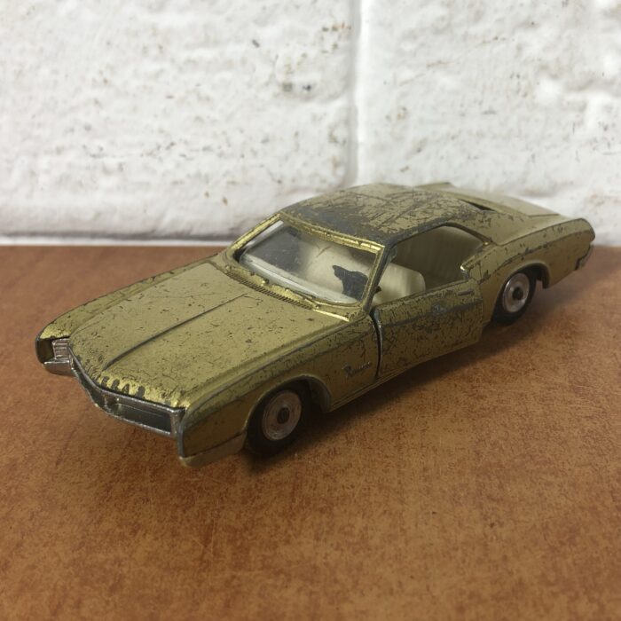 Detroit Senior Buick Riviera (Rare! Made in Israel) - Image 3