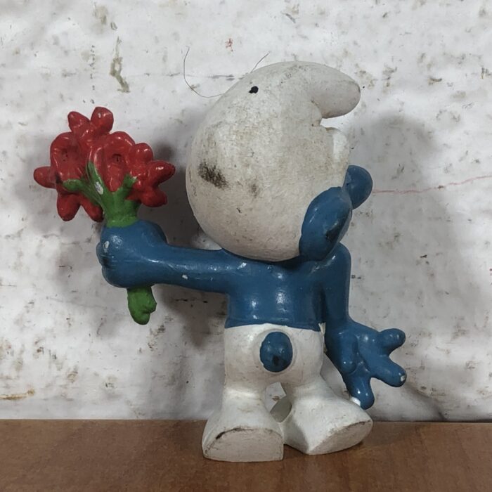 Vintage Shy Smurf & Lover Smurf Figurines (Made in West Germany) - Image 3