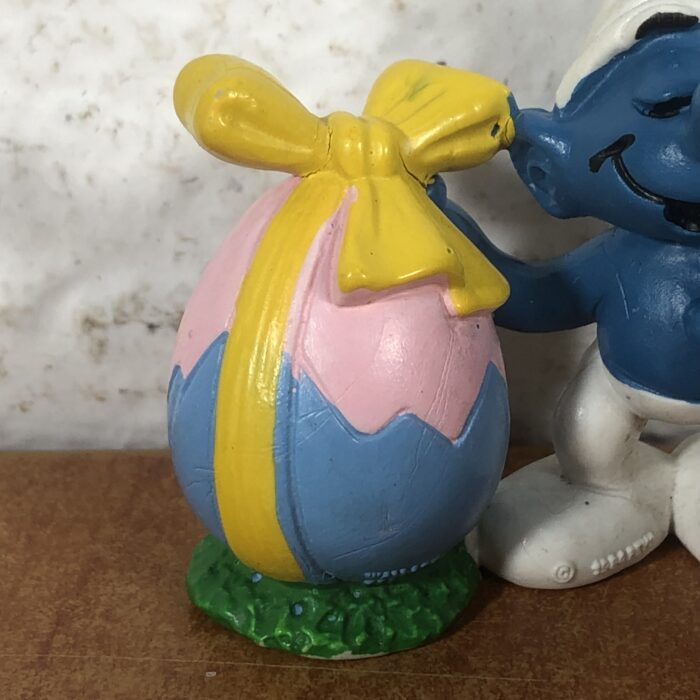 Vintage Easter Egg Smurf Figurine - Image 2
