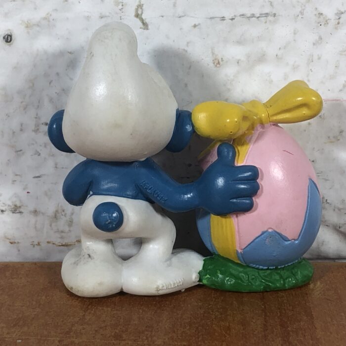 Vintage Easter Egg Smurf Figurine - Image 4