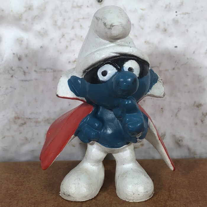 Vintage Judge Smurf & Criminal Smurf Figurines - Image 6