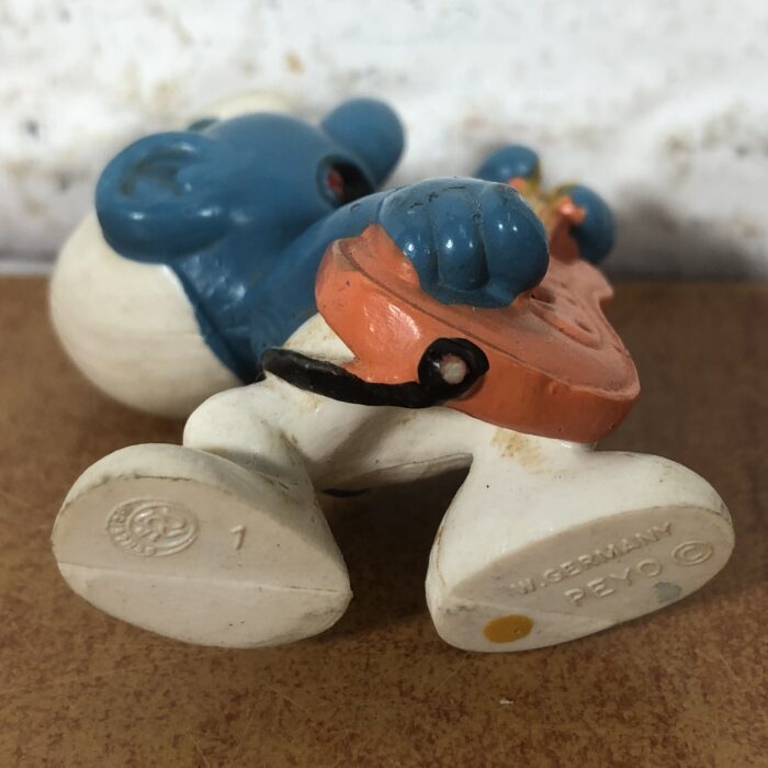 Vintage Guitarist Smurf Figurine (Made in West Germany) - Image 3