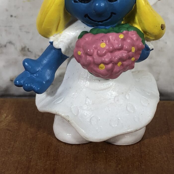 Vintage Smurfette Bride Figurine (Made in Germany) - Image 3
