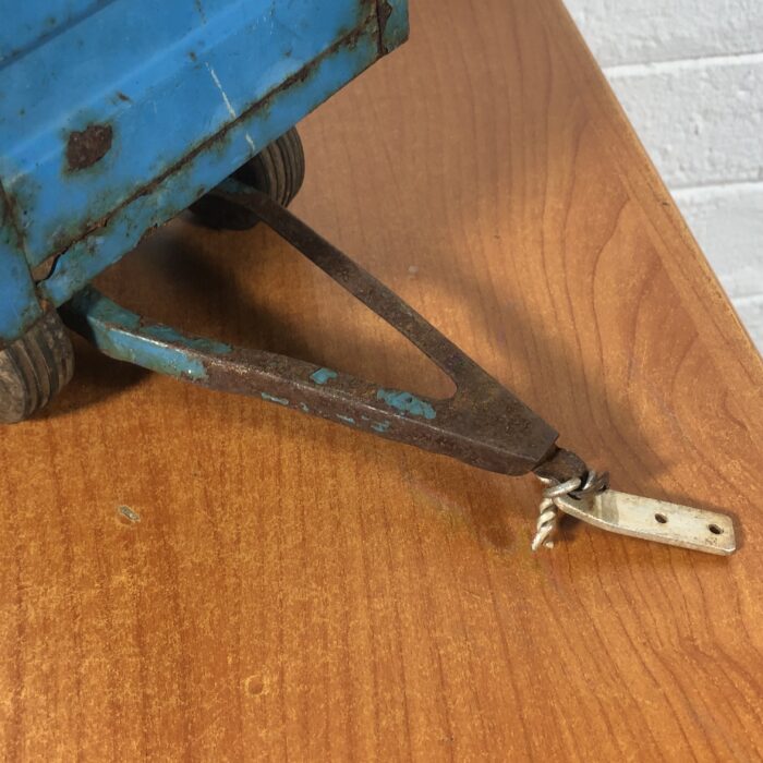 Vintage Metal Trailer Model - Image 2