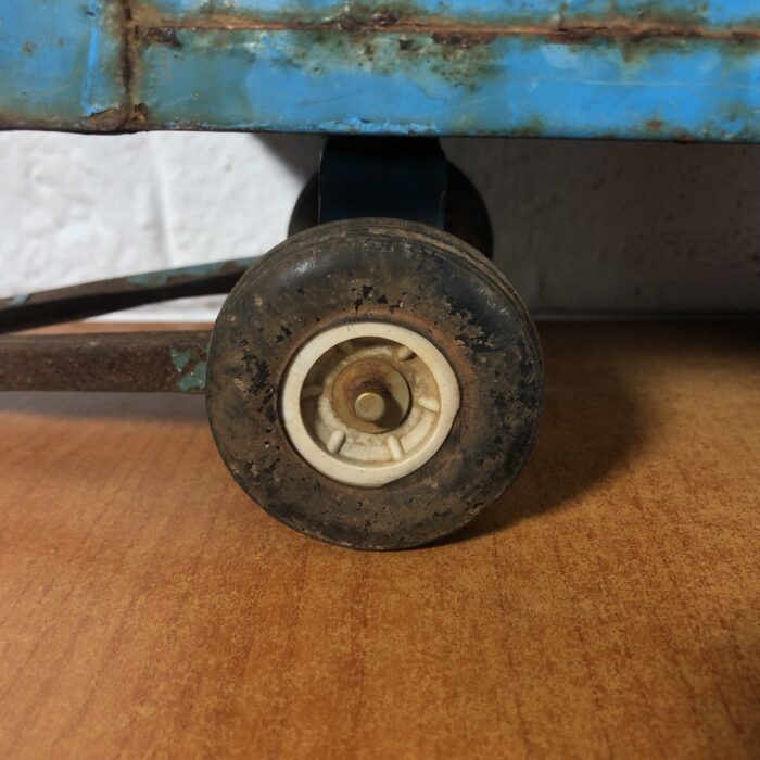 Vintage Metal Trailer Model - Image 6