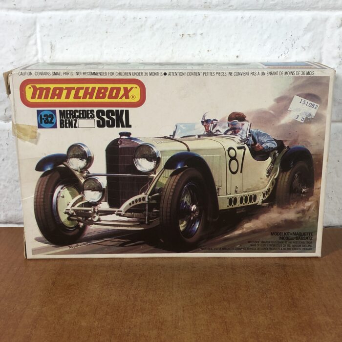 Matchbox Mercedes-Benz SSKL Model Kit (1:32) - Image 2