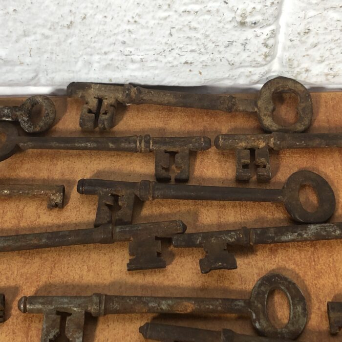 Vintage Key Collection - Image 4
