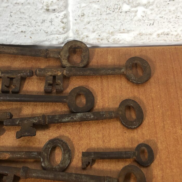 Vintage Key Collection - Image 5