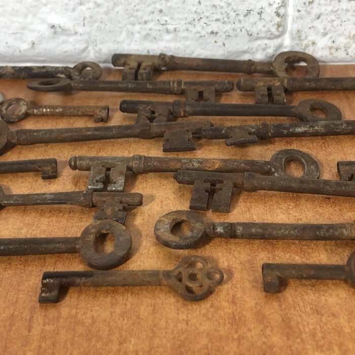 Vintage Key Collection - Image 3