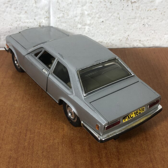 Rolls-Royce Camargue (1:22) ~ Made in Italy - Image 6