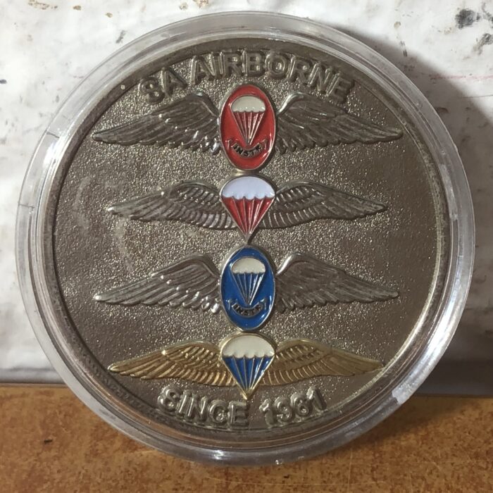 Vintage SA Airborne 44 Parachute Commemorative Coin - Image 6
