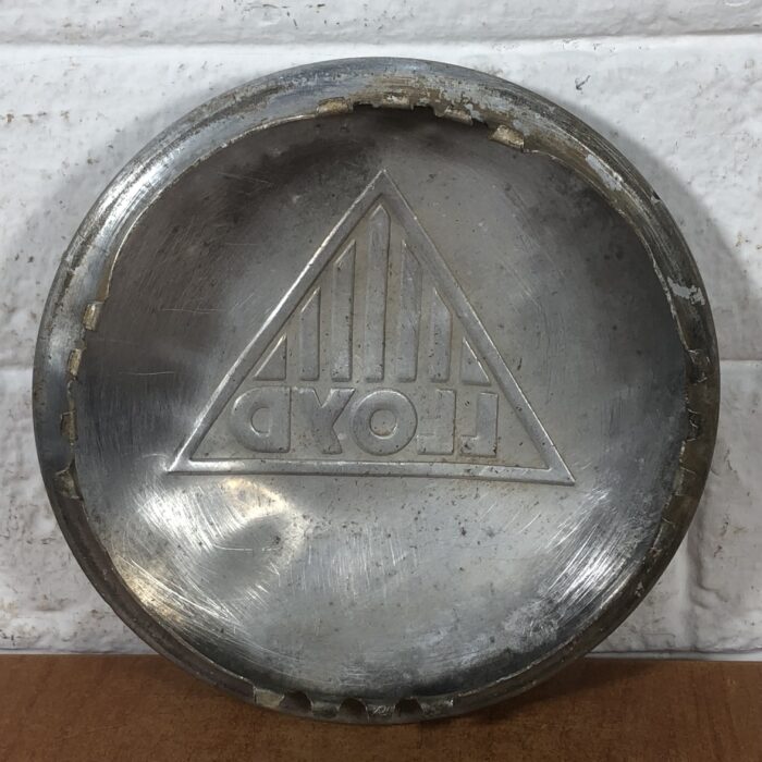 Vintage 1950s Lloyd Wheel Caps - Image 4