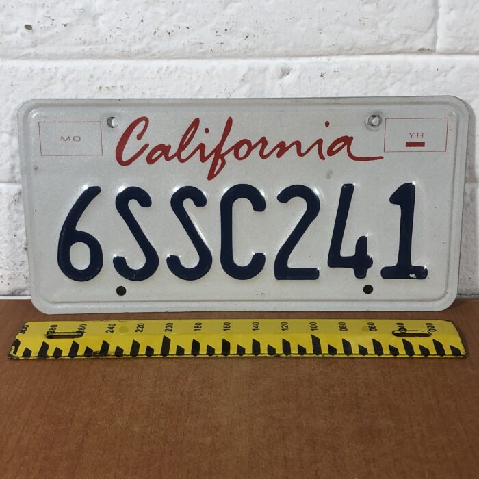 California USA Number Plate - Image 6