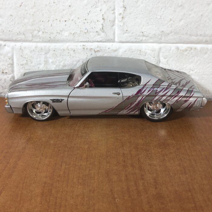 1971 Chevrolet Chevelle (1:18) - Image 5