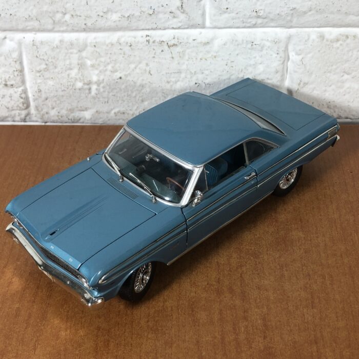 1964 Ford Falcon (1:18) - Image 2