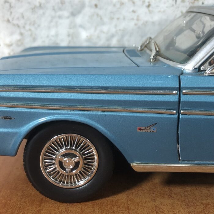 1964 Ford Falcon (1:18) - Image 5