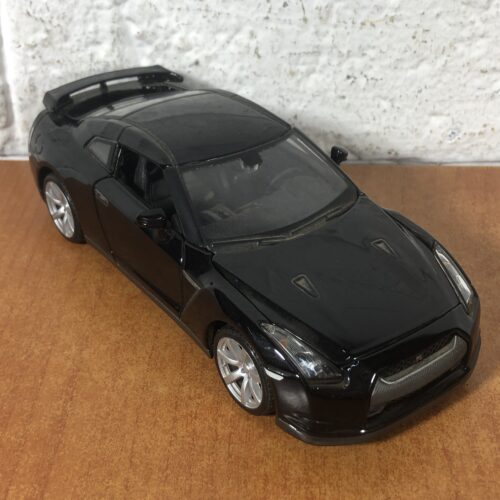 2009 Nissan GTR (1:24)