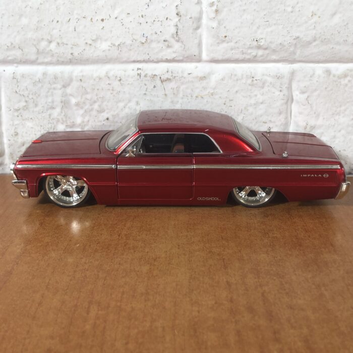 1964 Chevrolet Impala (1:24) - Image 4
