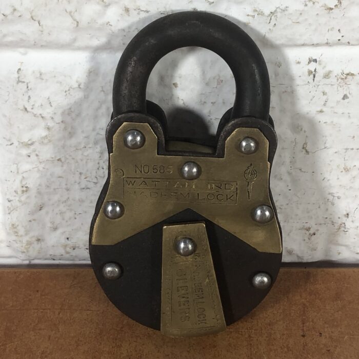 Vintage Lock with Original Keys - Image 8