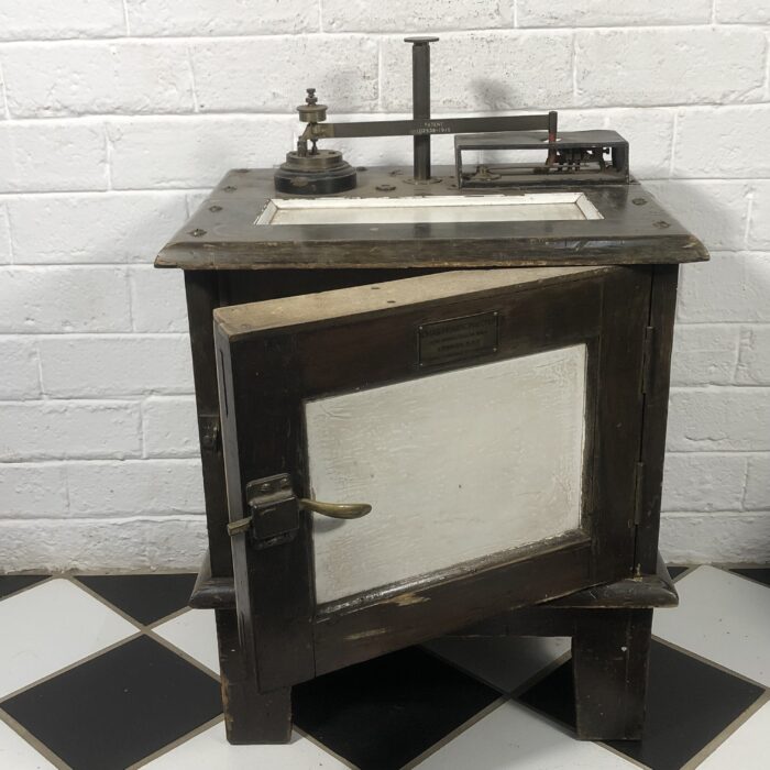 Vintage Incubator (Chas Hearson & Co. ~ Made in London, England) - Image 10