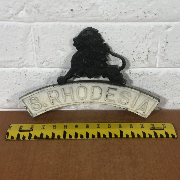 Vintage Cast Iron Southern Rhodesia Sign - Image 7